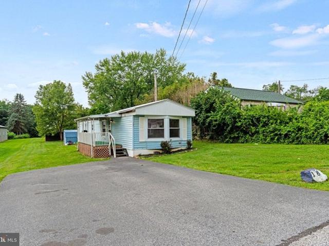 House for sale in Cumberland, Pennsylvania