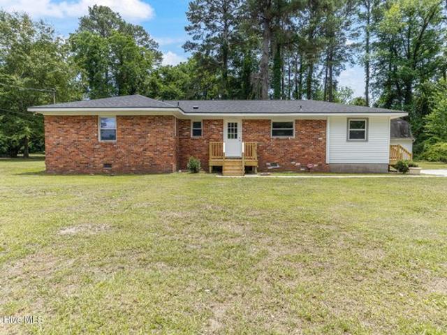 House for sale in Maxton, North Carolina
