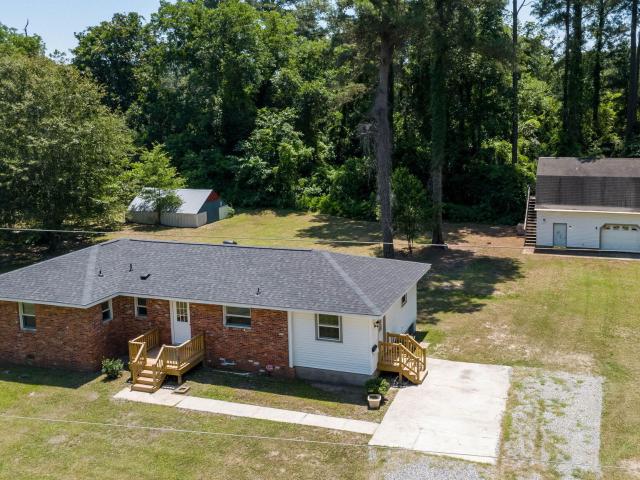 House for sale in Maxton, North Carolina