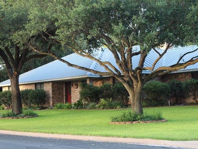 House for sale in Schulenburg, Texas