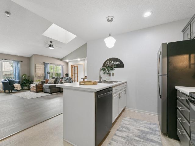 Townhouse for sale in Hutchinson, McLeod County