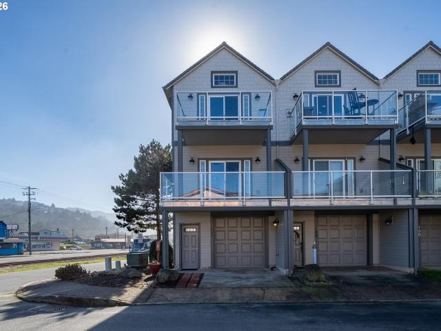 Townhouse for sale in Oregonia