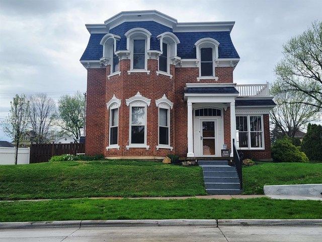 House for sale in Bellevue, Iowa