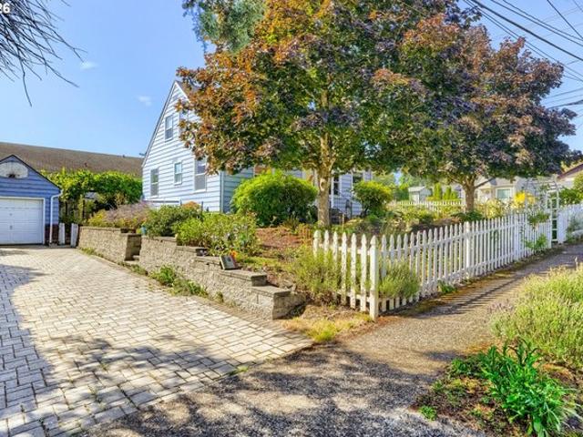 House for sale in Camas, Clark County