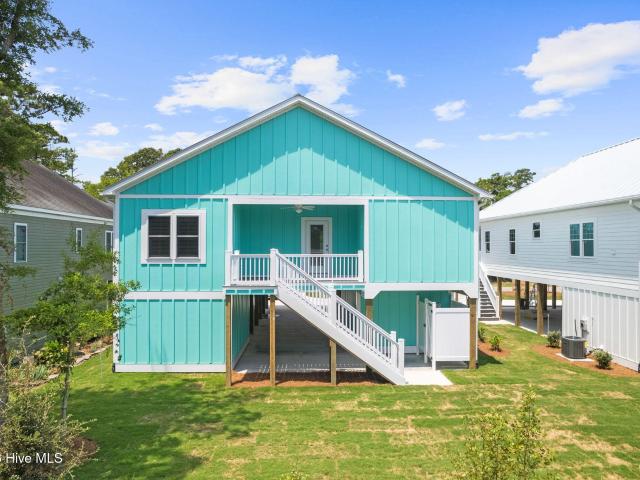House for sale in Oak Island, North Carolina