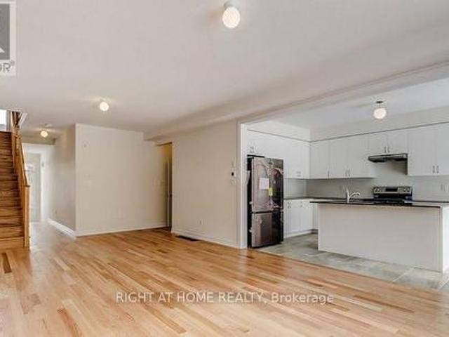 House for sale in Barrie, Ontario