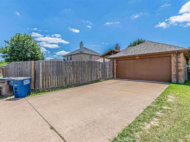 House for sale in Ellis, Texas