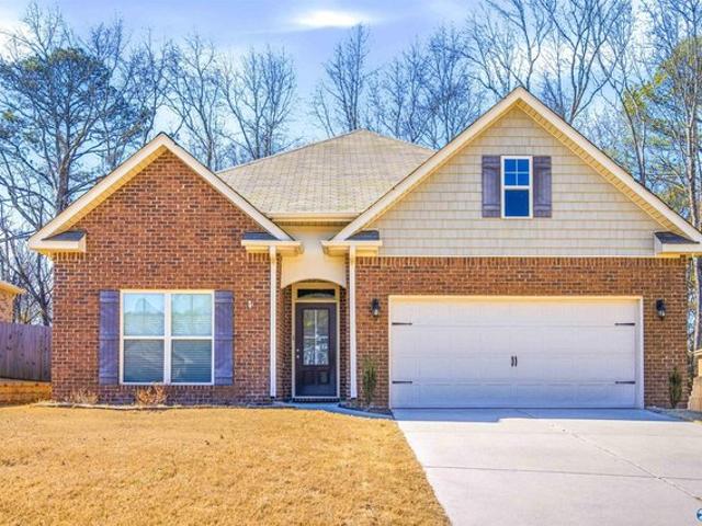House for sale in Harvest, Alabama