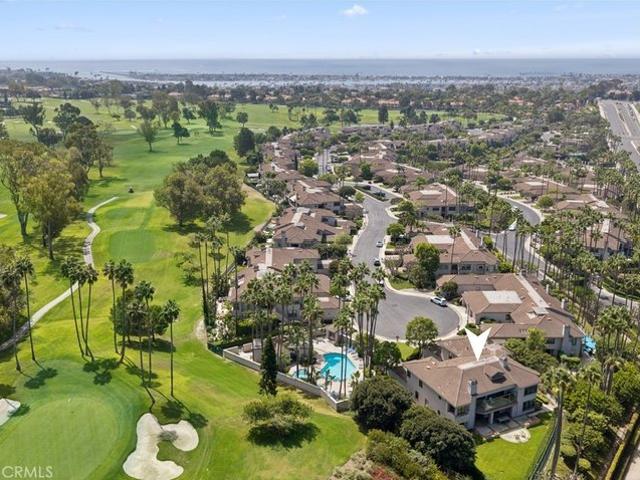 Condo for sale in Corona Del Mar, California