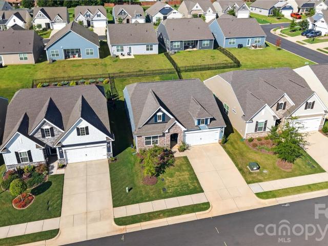 House for sale in Broadview, Statesville