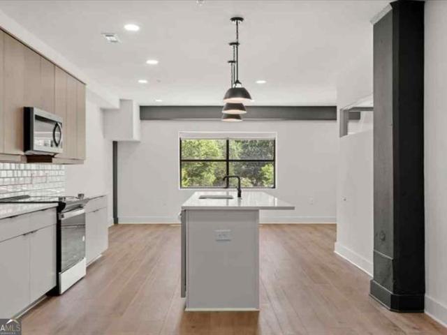 Condo for sale in Decatur, Georgia