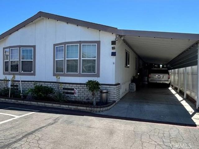 House for sale in Fountain Valley, California