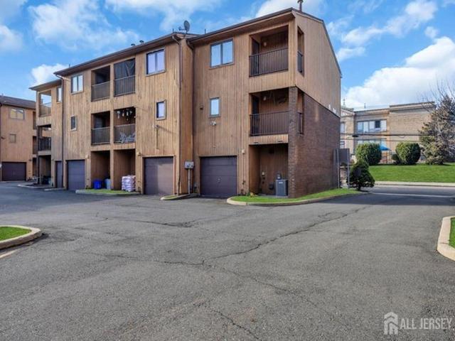 Townhouse for sale in New Brunswick, New Jersey