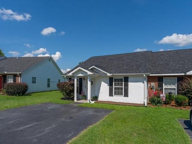 Townhouse for sale in Ninety Six, South Carolina