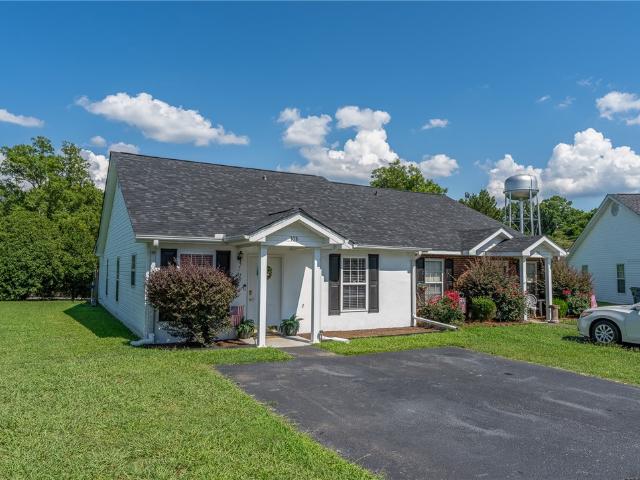 Townhouse for sale in Ninety Six, South Carolina