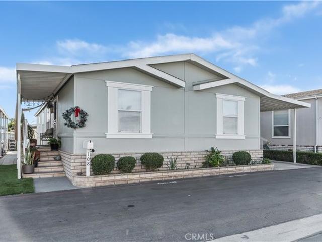 House for sale in Fountain Valley, California