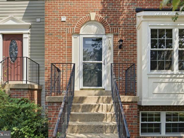 Townhouse for sale in Virginia
