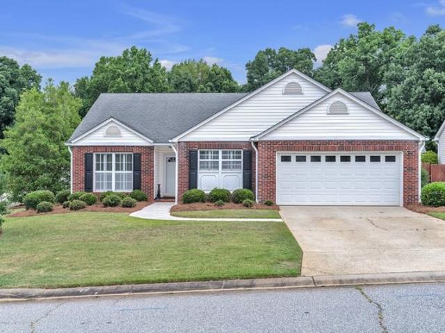 House for sale in Taylors, South Carolina
