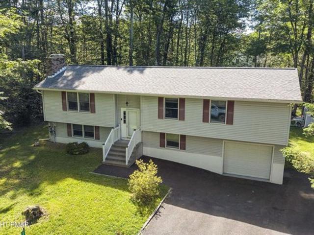 House for sale in Cresco, Pennsylvania