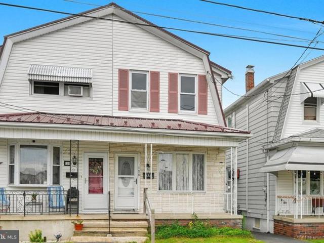 Townhouse for sale in Frackville, Pennsylvania
