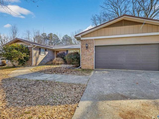 House for sale in Etowah, Alabama