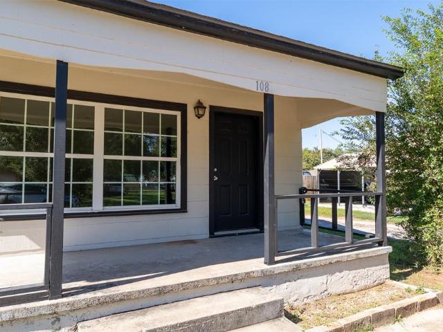 House for sale in Maysville, Garvin County