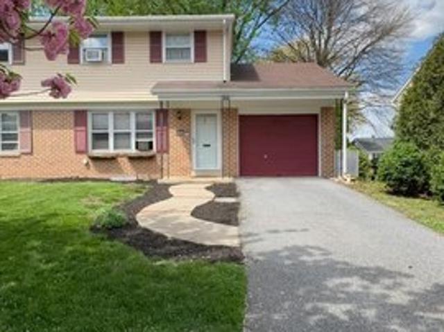 Townhouse for sale in Robesonia, Pennsylvania