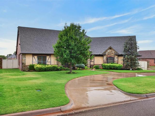 House for sale in Elk City, Beckham County