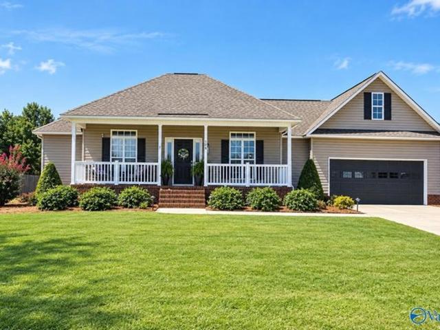 House for sale in Rainbow City, Etowah County