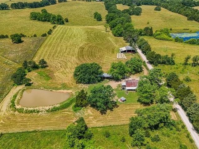 House for sale in Steelville, Missouri