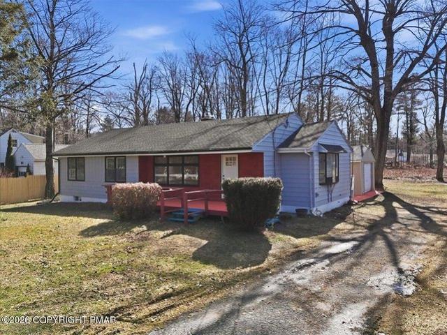House for sale in Cresco, Pennsylvania