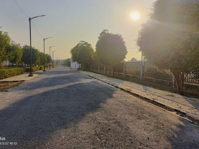 Land for sale in Hariana