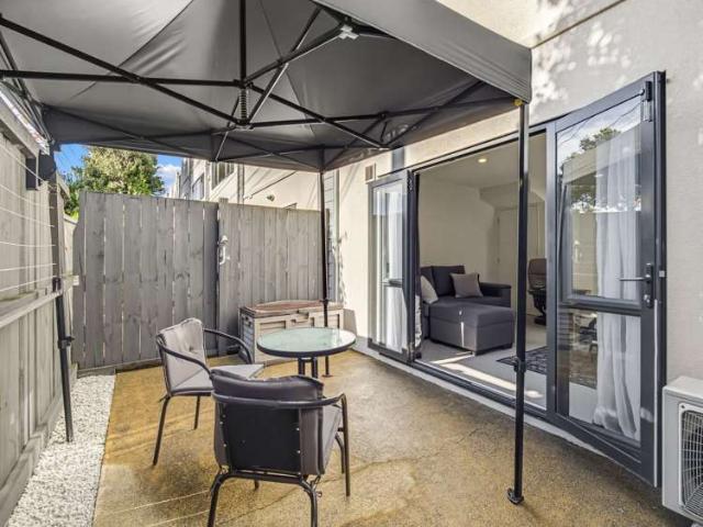 Townhouse for sale in Mount Wellington