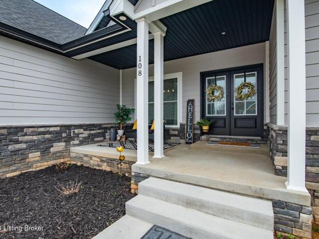 House for sale in Cecilia, Kentucky