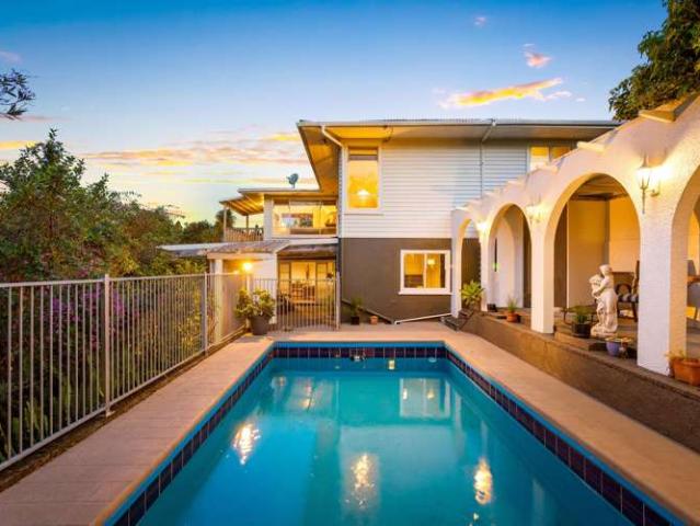House for sale in Titirangi, Waitākere Ranges