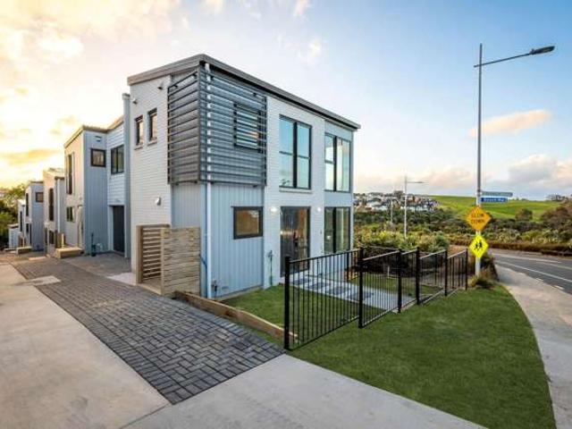 Townhouse for sale in Whangaparaoa, Oroua County