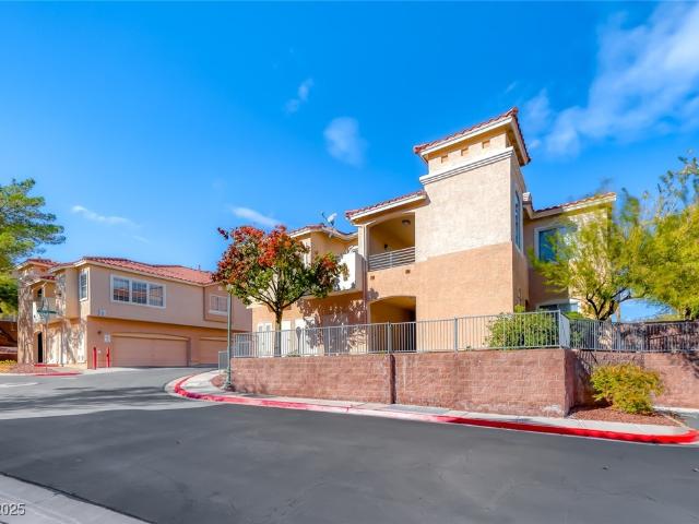 Condo for sale in Boulder City, Nevada