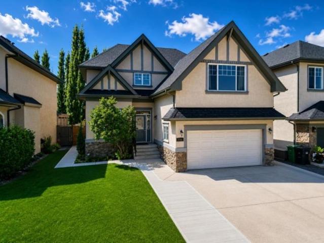 House for sale in Tuscany, Calgary