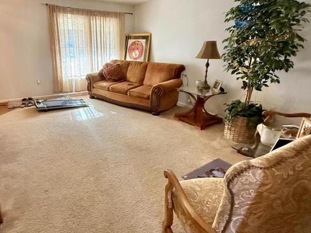 Townhouse for sale in Townes of Ashleigh, Stafford