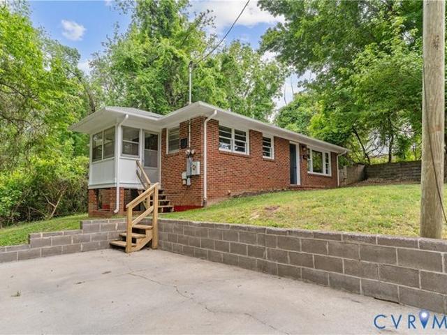 House for sale in Farmville, Prince Edward County