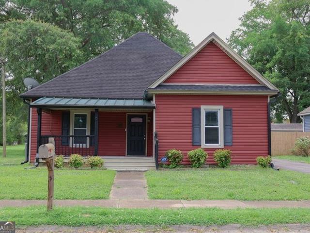 House for sale in Chickamauga, Georgia