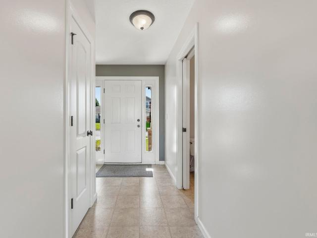 House for sale in Columbia City, Whitley County
