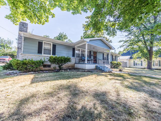House for sale in El Dorado Springs, Missouri