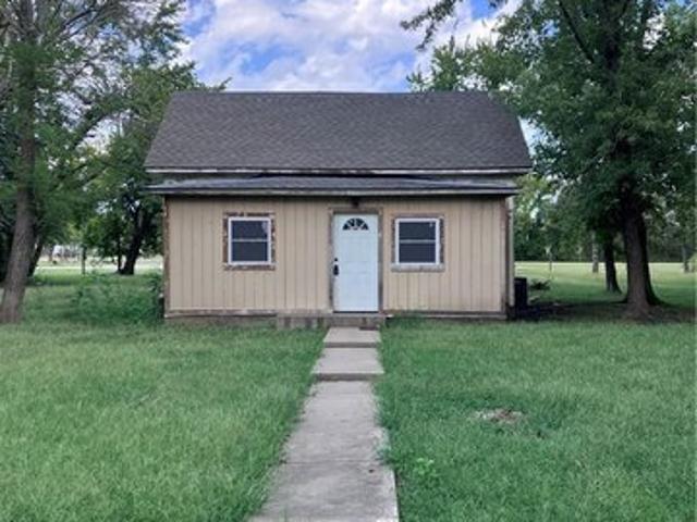 House for sale in Blue Mound, Linn County