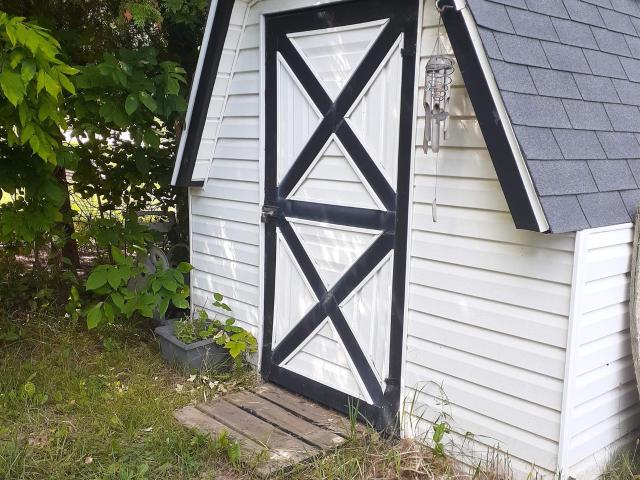 House for sale in Rose City, Michigan