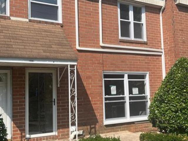 Condo for sale in Ardmore, Pennsylvania