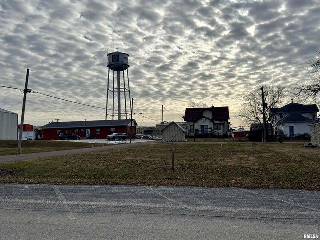 Land for sale in Mount Sterling, Illinois