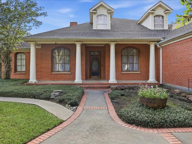 House for sale in Silsbee, Hardin County