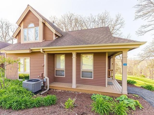 Townhouse for sale in Galena, Illinois