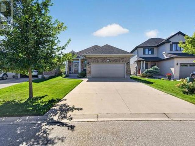 House for sale in St. Thomas, Ontario